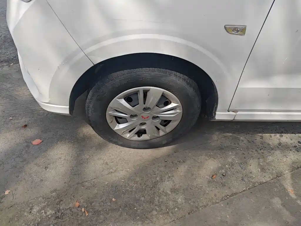 Wuling Hongguang — миниатюра 23