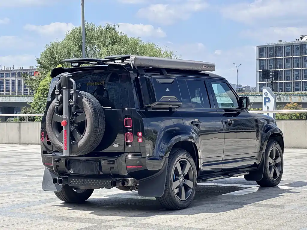 Land Rover Defender — миниатюра 17