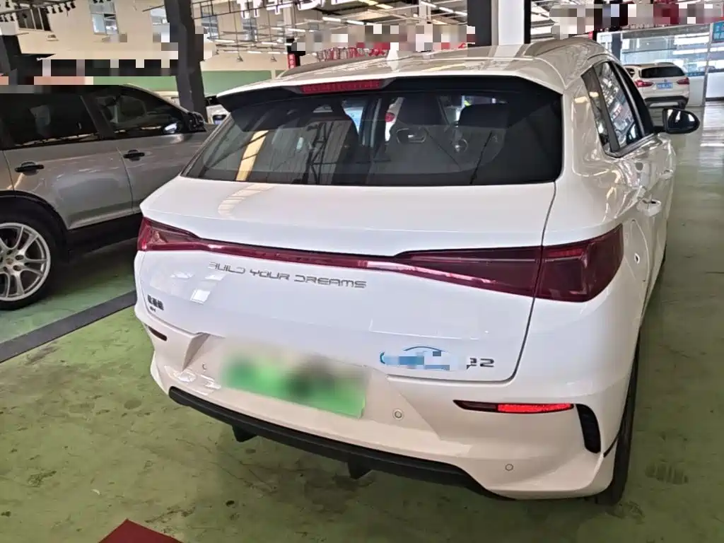 BYD e2 — миниатюра 6