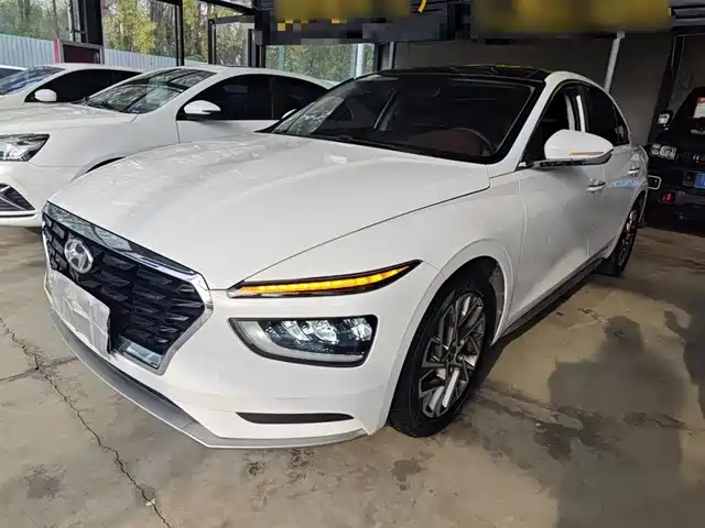 MODERN NAME PICTURE 2021