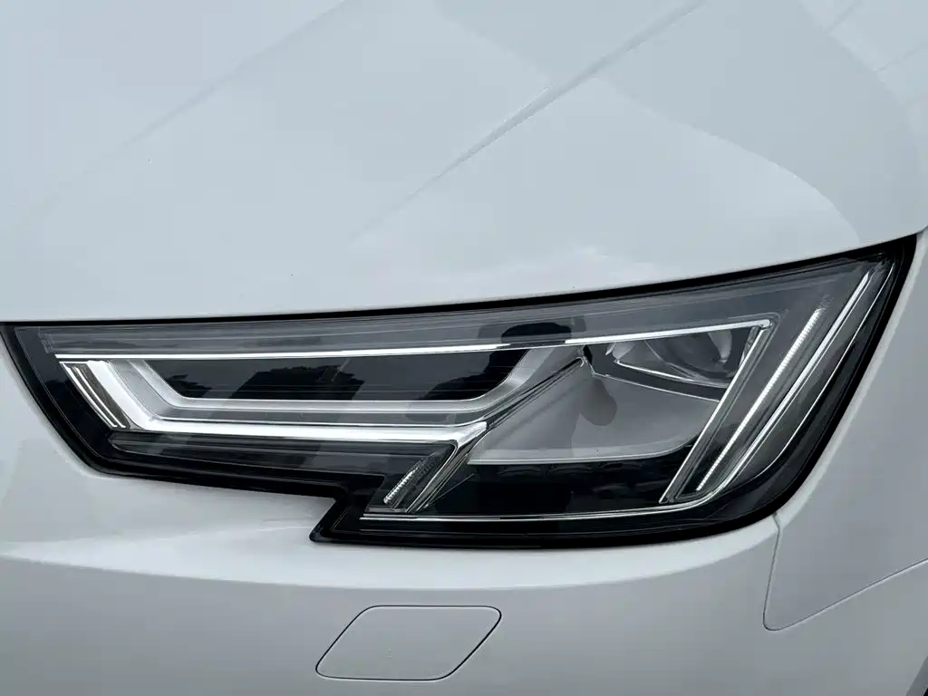 Audi A4L — миниатюра 14