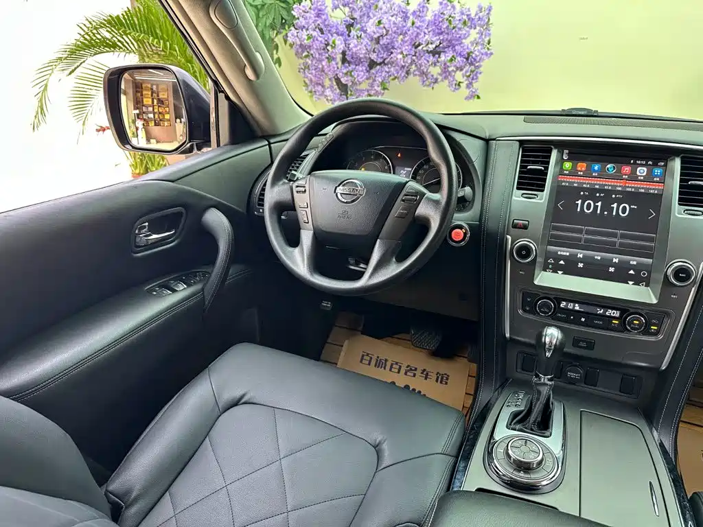 Nissan Patrol — миниатюра 16