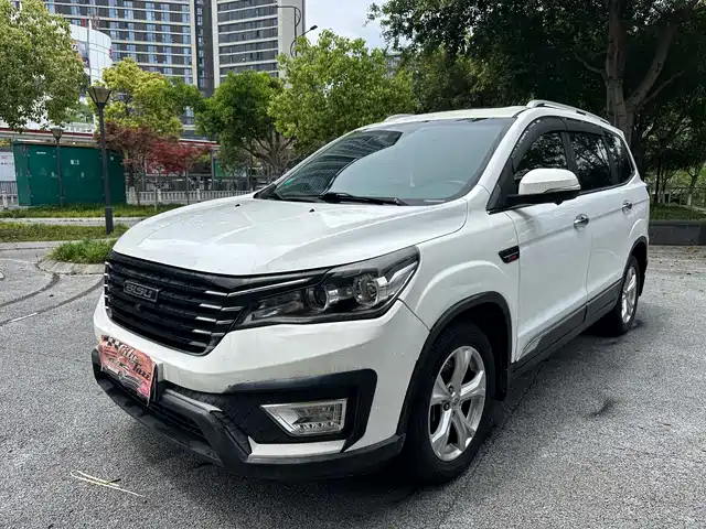 2018 BAIC T5