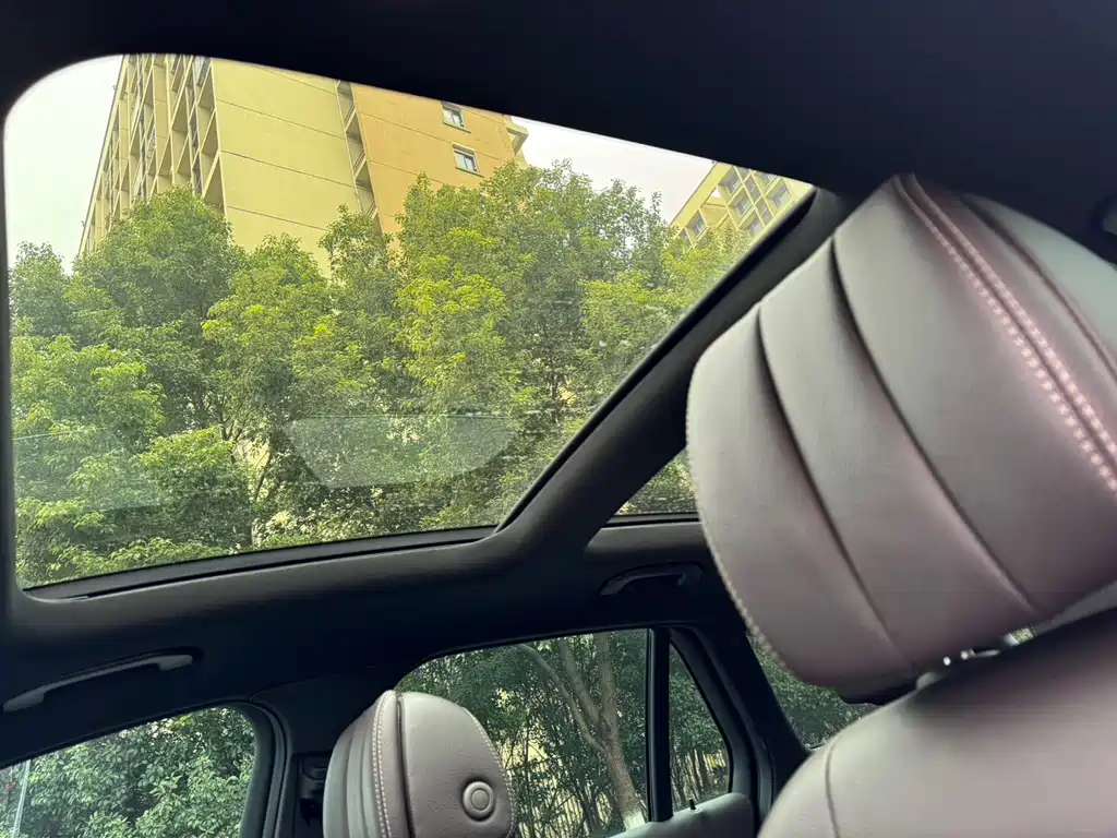 Mercedes-Benz GLC — миниатюра 10
