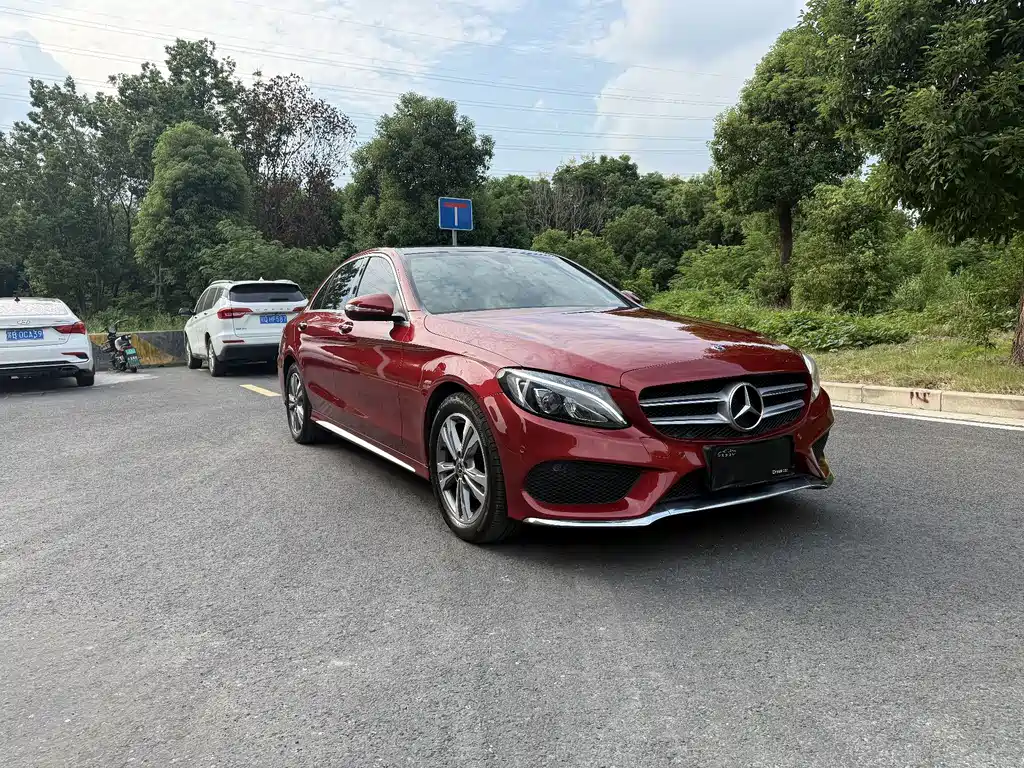 Mercedes-Benz C-Class — миниатюра 3