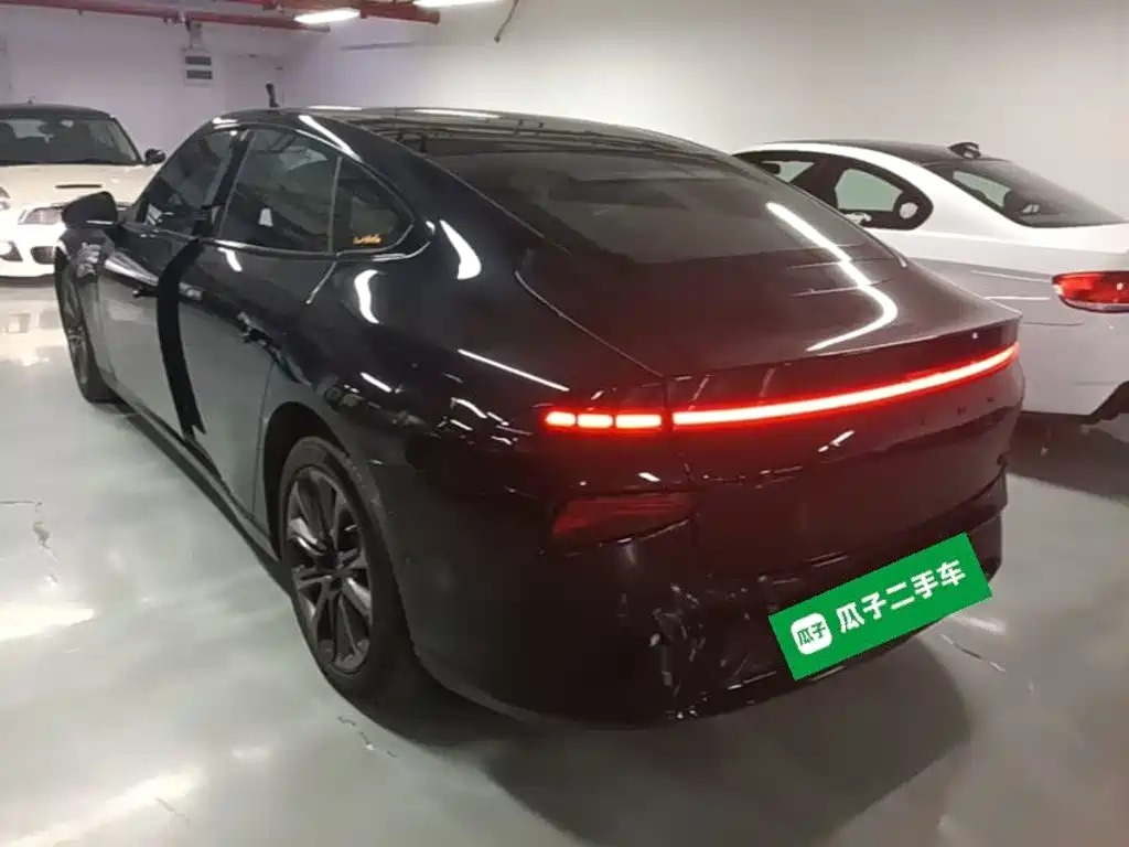 XPeng P7 — миниатюра 5