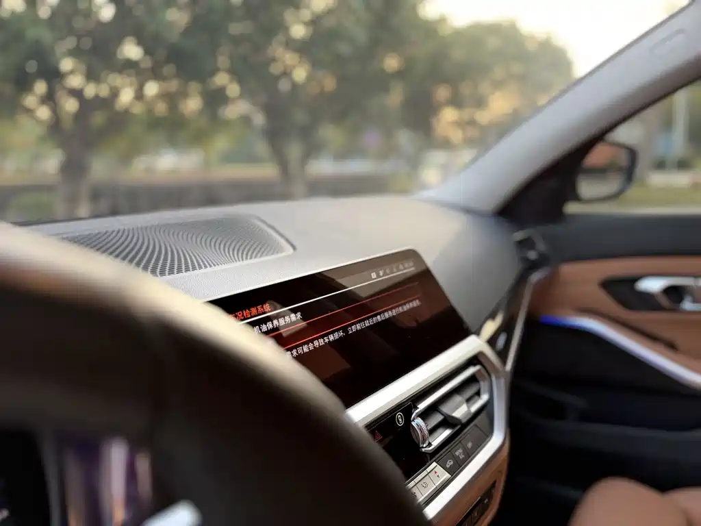 BMW 3 Series — миниатюра 11