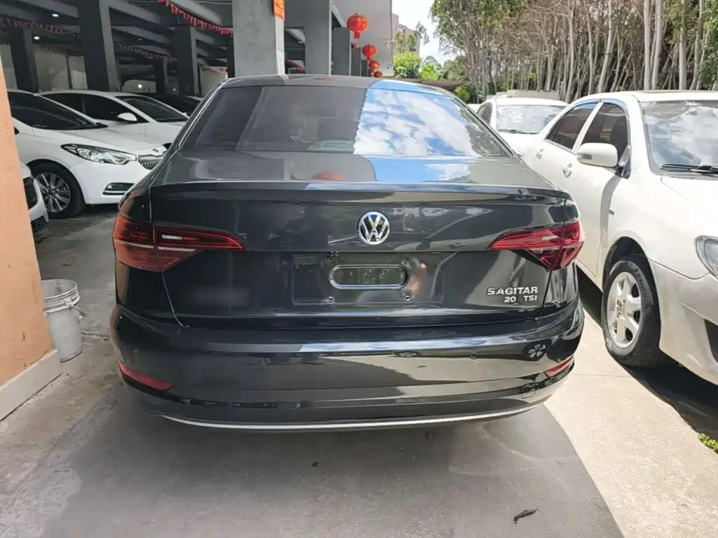 Volkswagen Sagitar — миниатюра 6