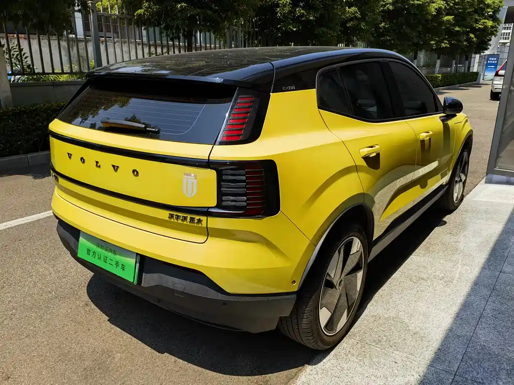 Volvo EX30 — миниатюра 5