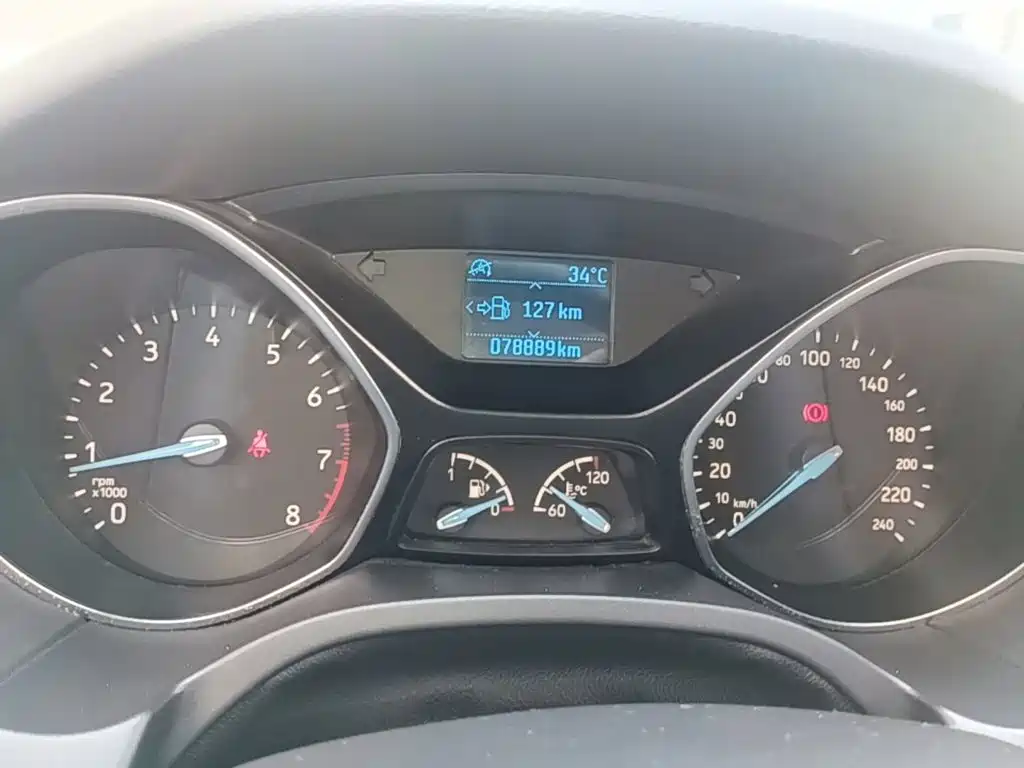 Ford Focus — миниатюра 12