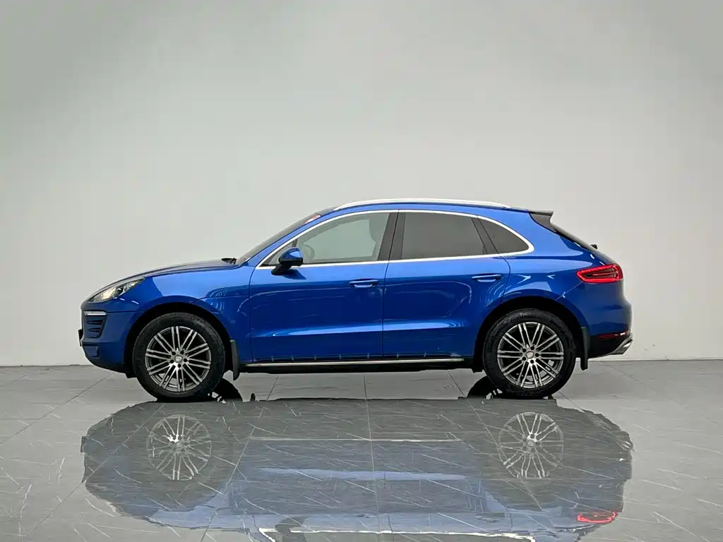 Porsche Macan — миниатюра 3