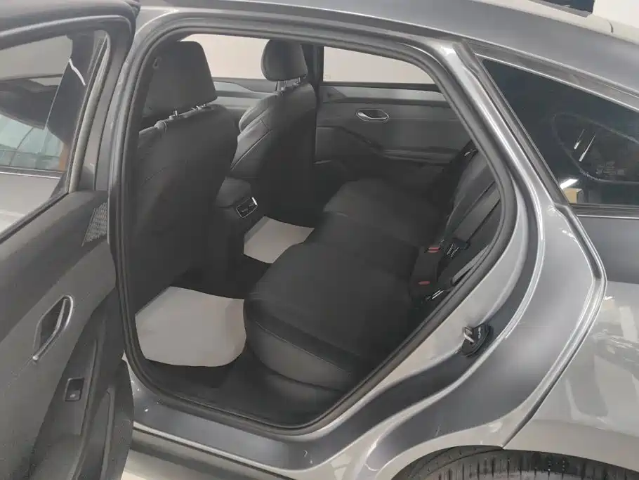 BYD Qin L — миниатюра 11