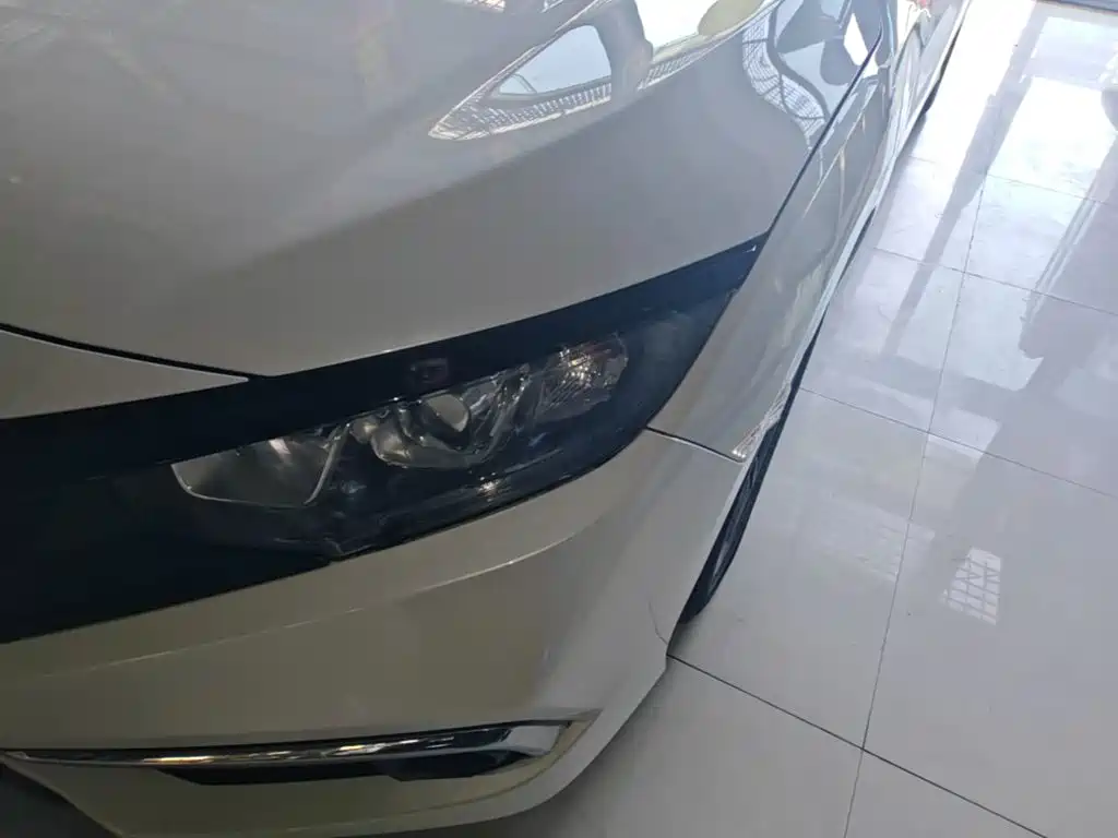Honda Civic — миниатюра 24