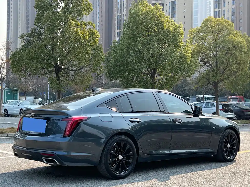 CADILLAC CT5