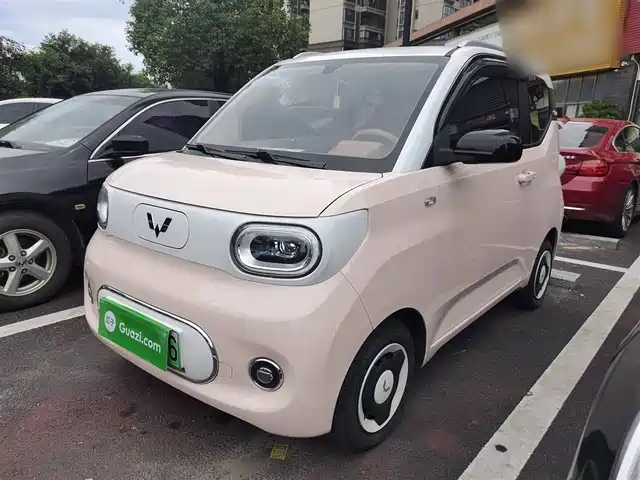 WULING AUTOMOBILE HONGGUANG MINIEV 2024