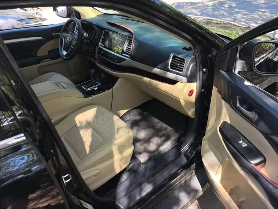 Toyota Highlander — миниатюра 8