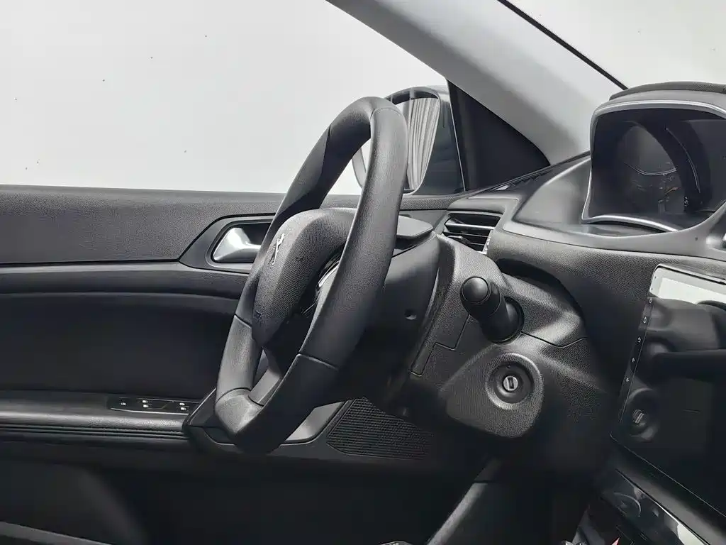 Peugeot 308 — миниатюра 22