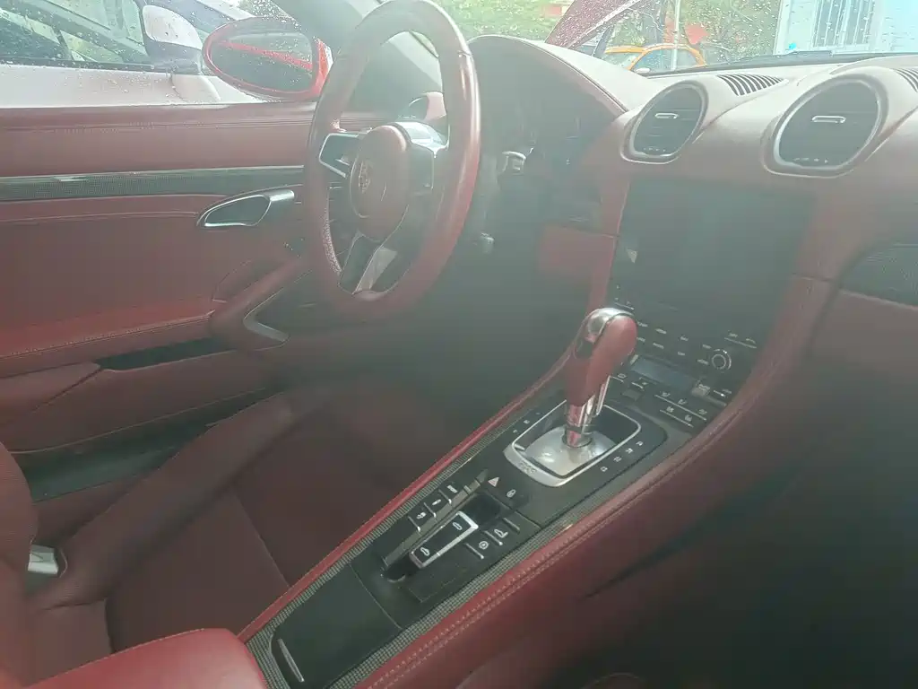 Porsche 718 2018 Boxster 2.0T