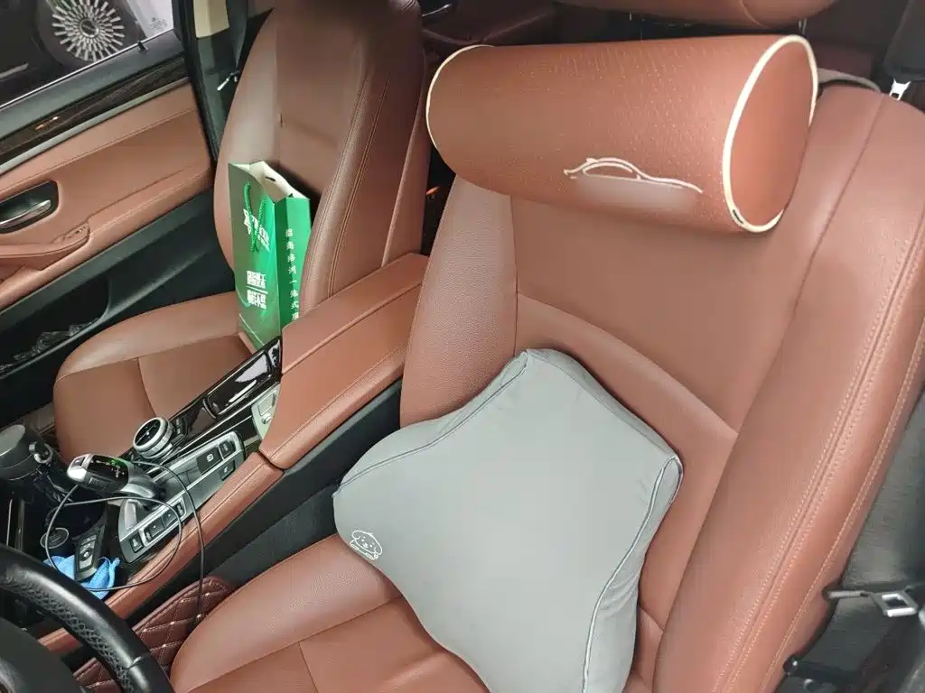 BMW 5 Series — миниатюра 8