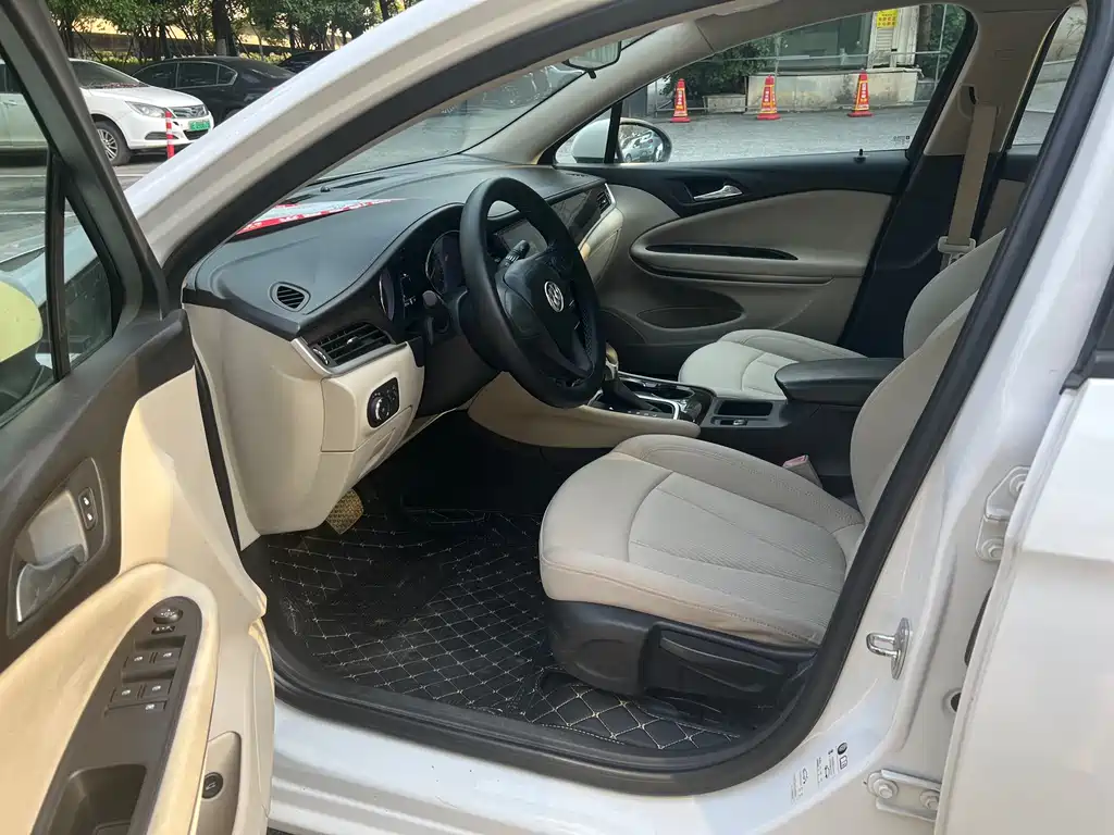 Buick Verano — миниатюра 7