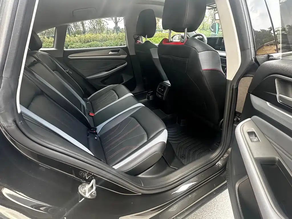 Volkswagen Lamando — миниатюра 9
