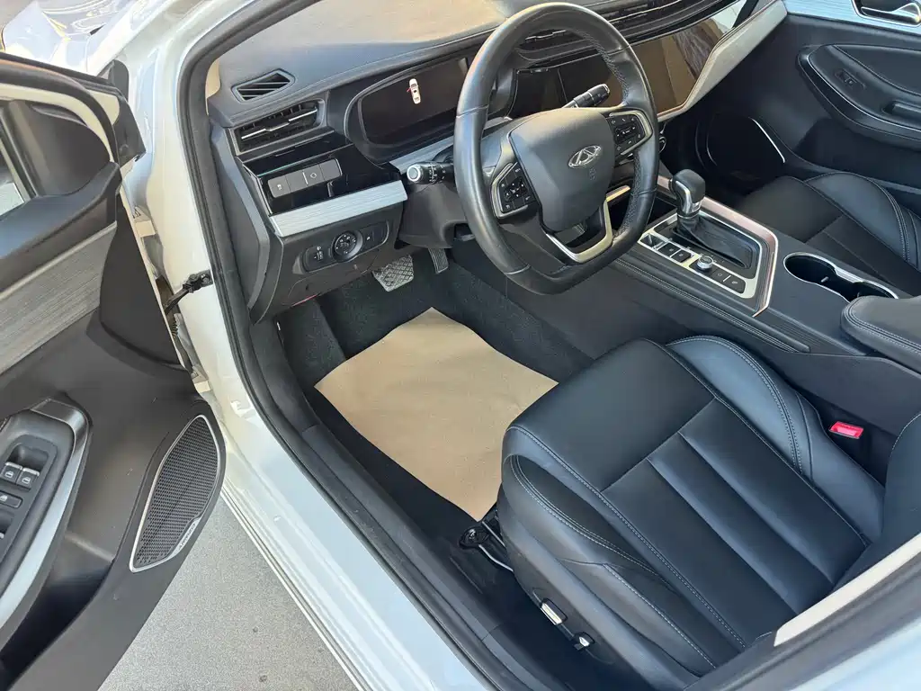 Chery Arrizo 5 PLUS — миниатюра 3