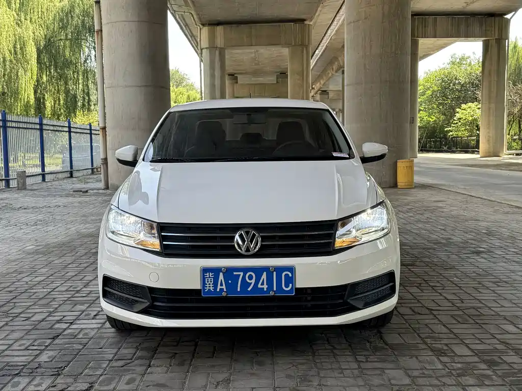 Volkswagen Santana — миниатюра 3