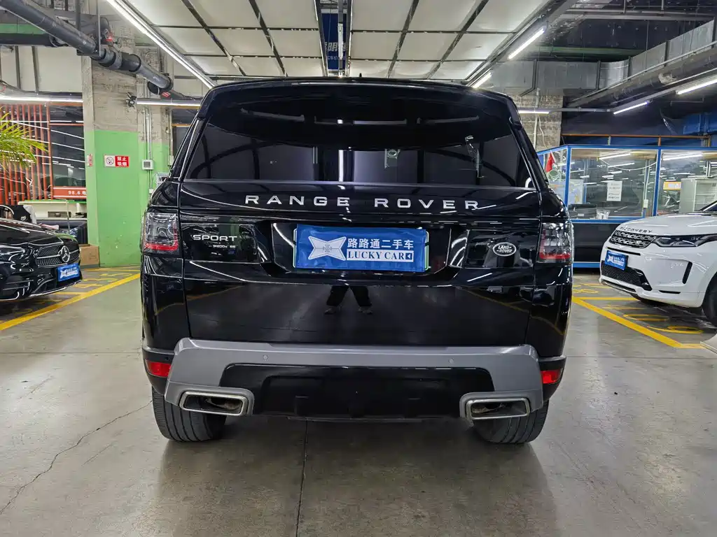Land Rover Sport PHEV — миниатюра 5
