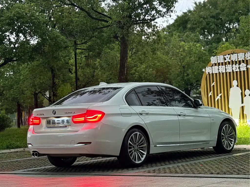 BMW 3 Series — миниатюра 19