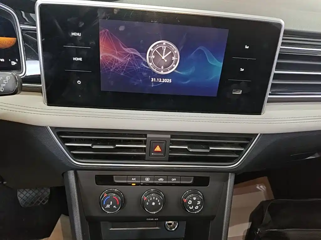 Volkswagen Tiguan L — миниатюра 13