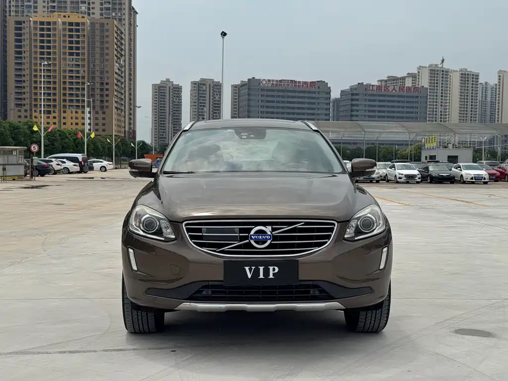 Volvo XC60 — миниатюра 2