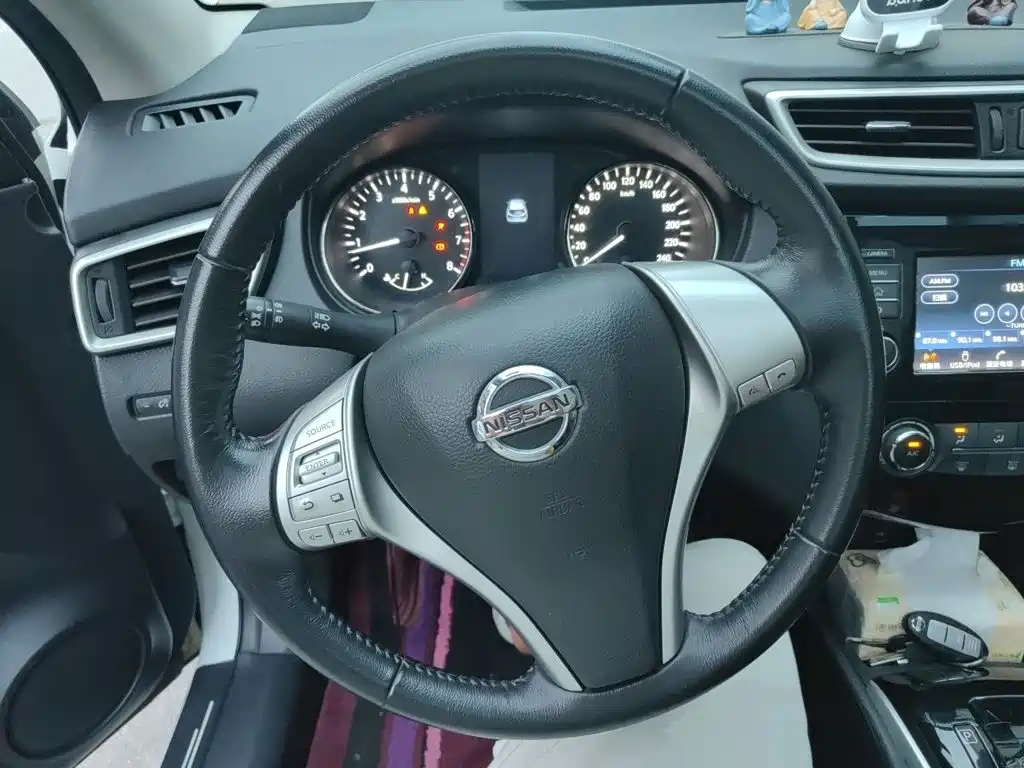 Nissan Qashqai — миниатюра 3