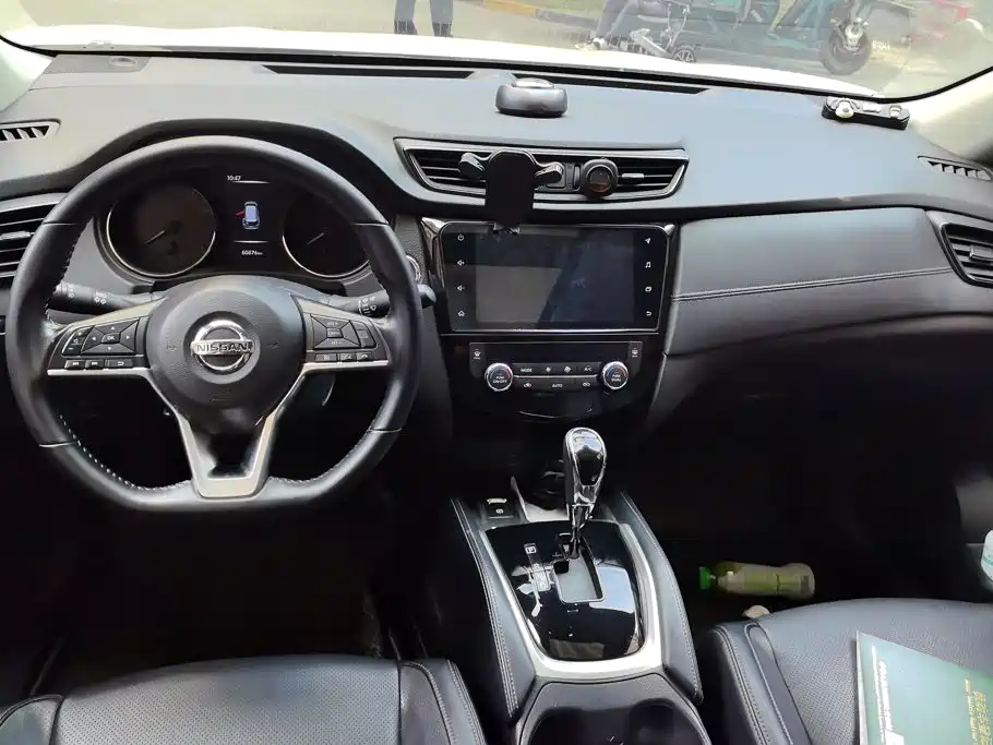 Nissan X-Trail — миниатюра 12
