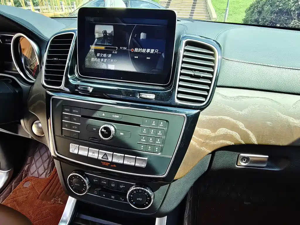 Mercedes-Benz GLE AMG — миниатюра 38