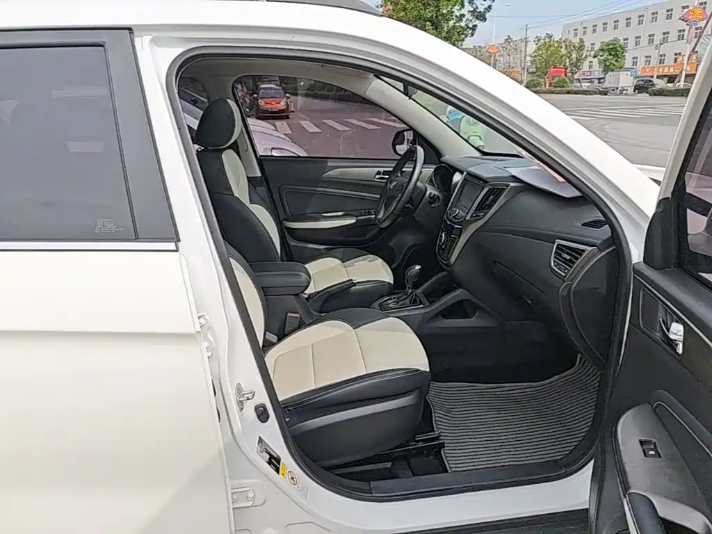 Changan CS35 — миниатюра 25
