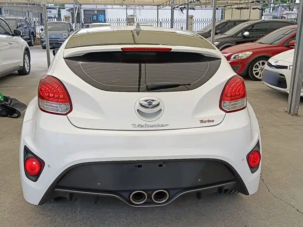 Hyundai Veloster — миниатюра 6