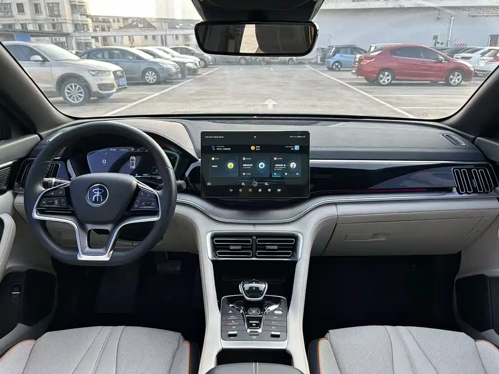 BYD PLUS New Energy — миниатюра 5