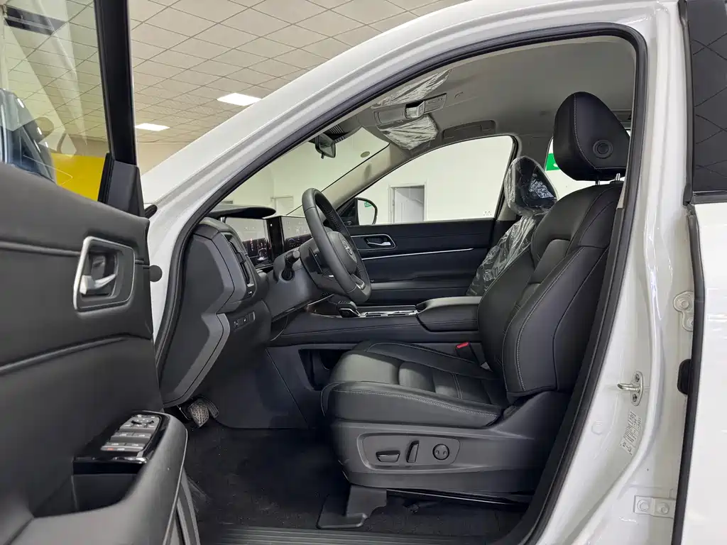 Nissan Teramont — миниатюра 4