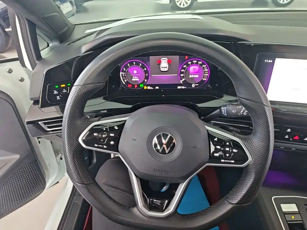 Volkswagen Golf — миниатюра 11