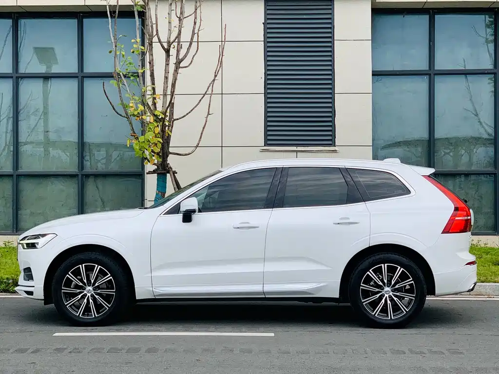 Volvo XC60 — миниатюра 5
