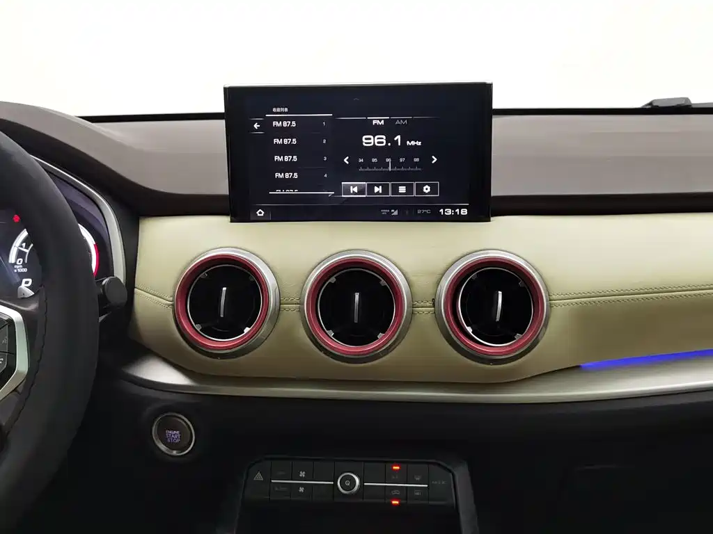 Wey Wey VV6 — миниатюра 12