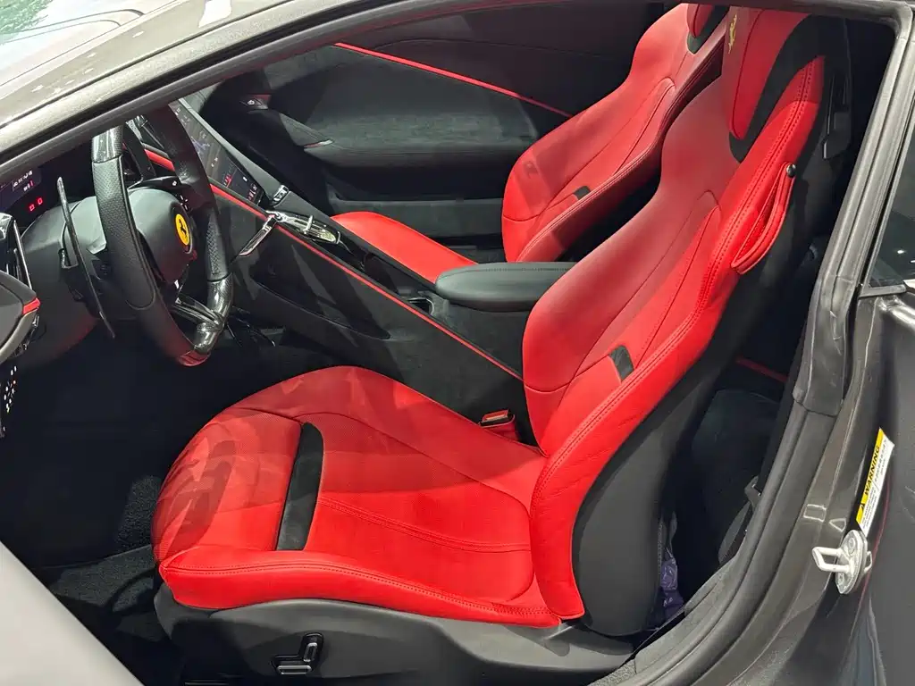 Ferrari Roma — миниатюра 5