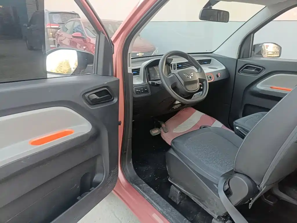 Wuling MINIEV — миниатюра 16