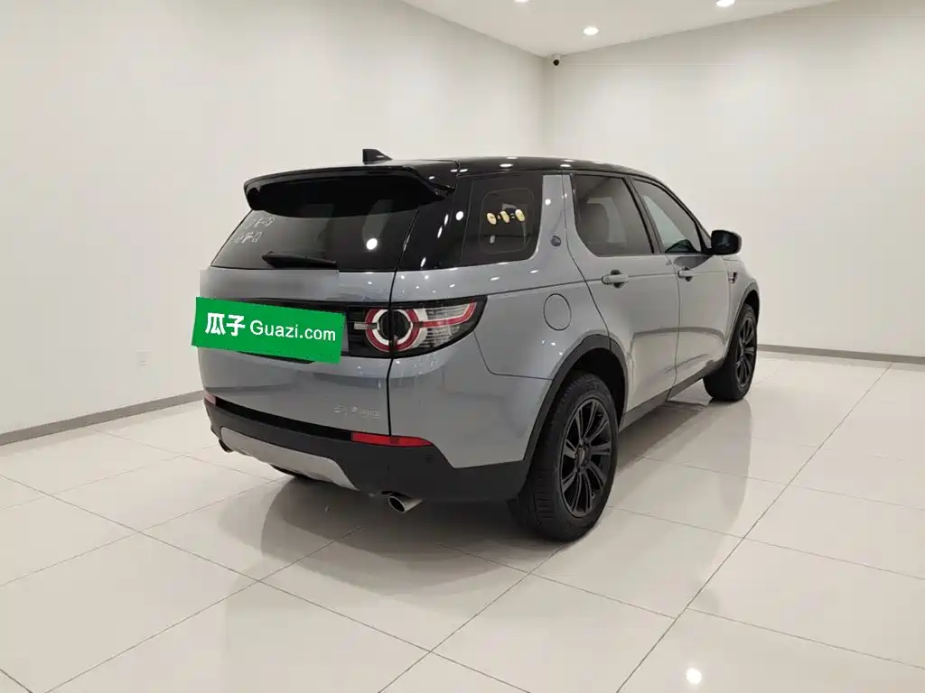 Land Rover Discovery Sport — миниатюра 6