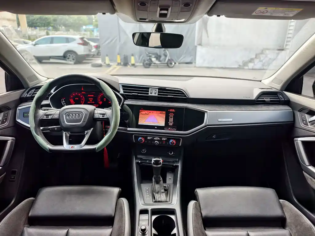 Audi Q3 Sportback — миниатюра 10