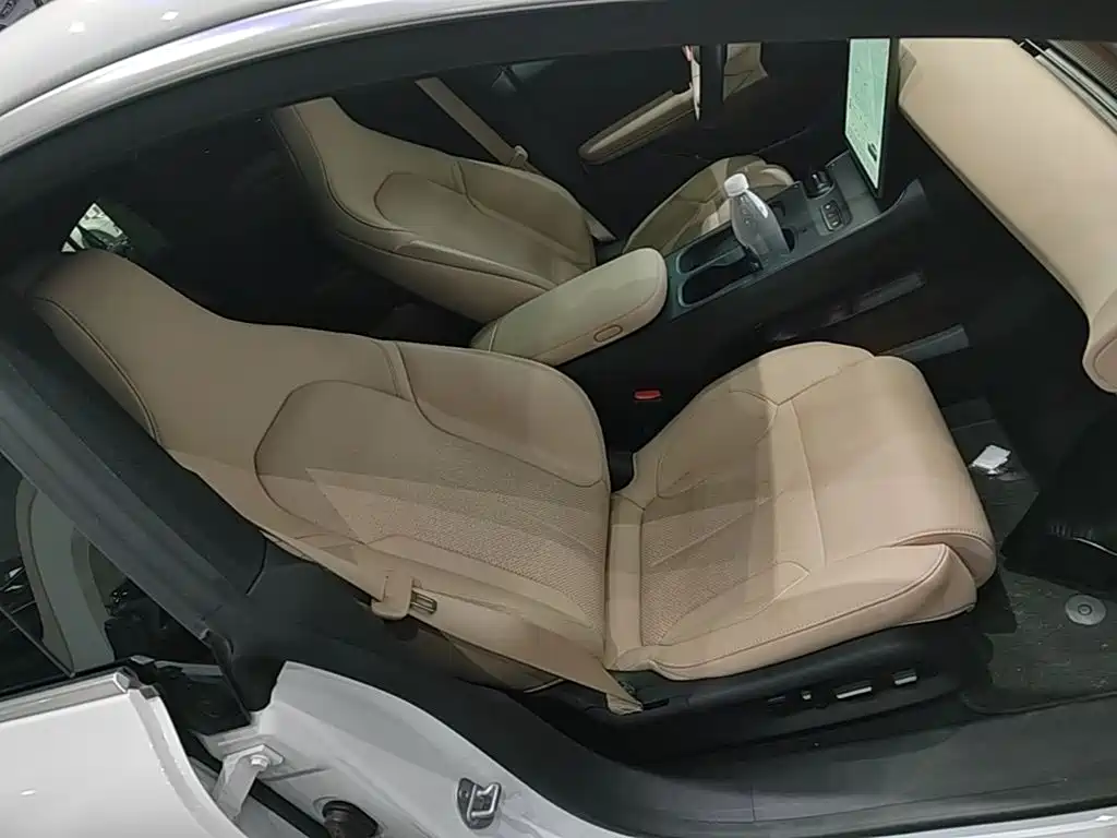 NIO ET5T — миниатюра 20