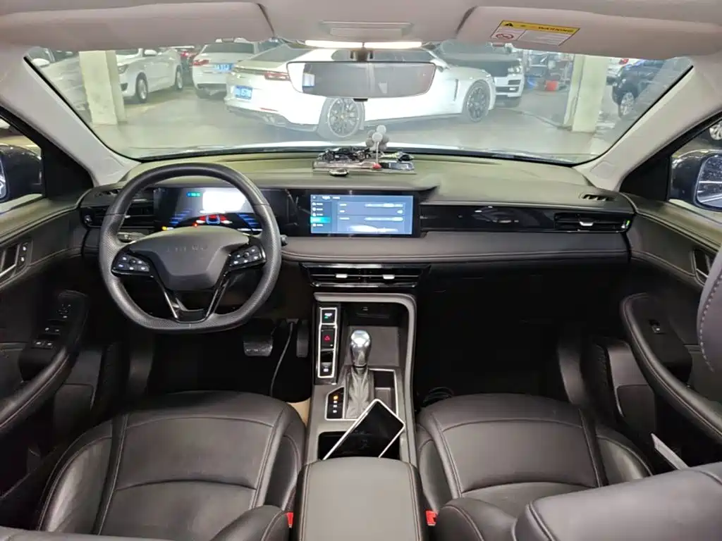 Roewe i5 — миниатюра 10