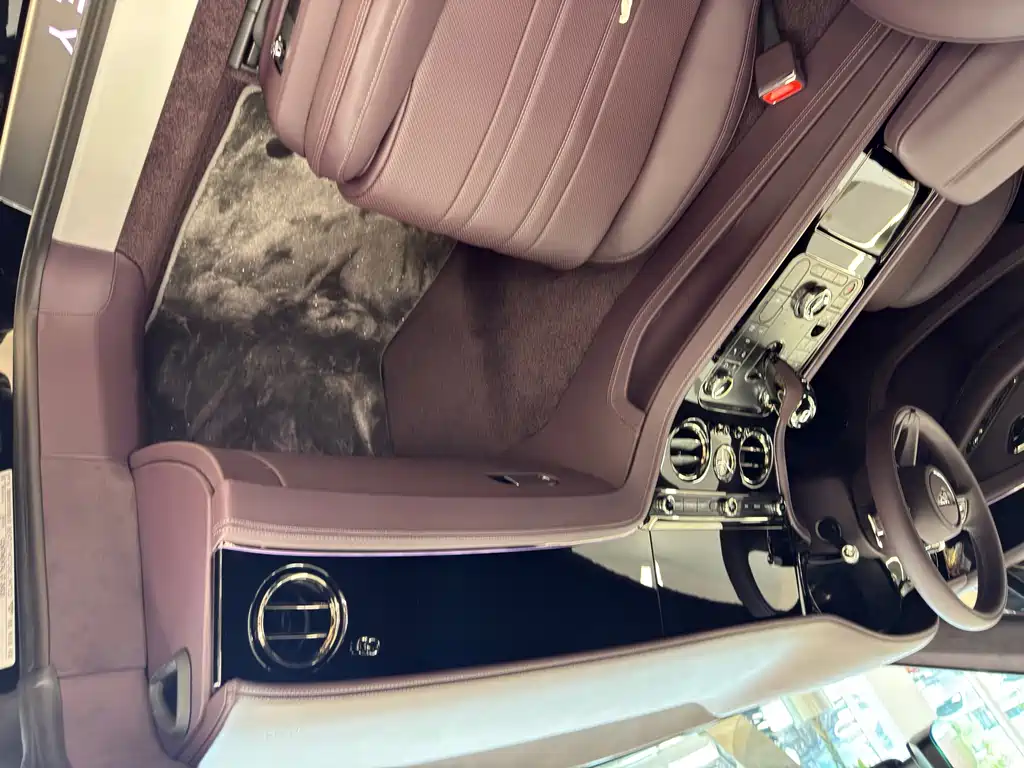 Bentley Continental PHEV — миниатюра 9