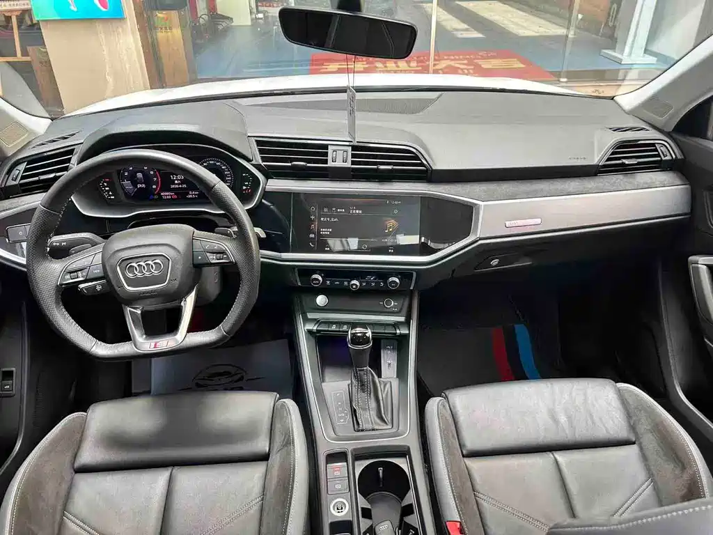 Audi Q3 Sportback — миниатюра 8