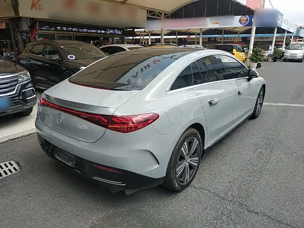 Mercedes-Benz EQE — миниатюра 7